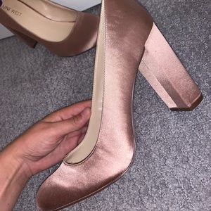 Nine West Heel dusty rose blush color